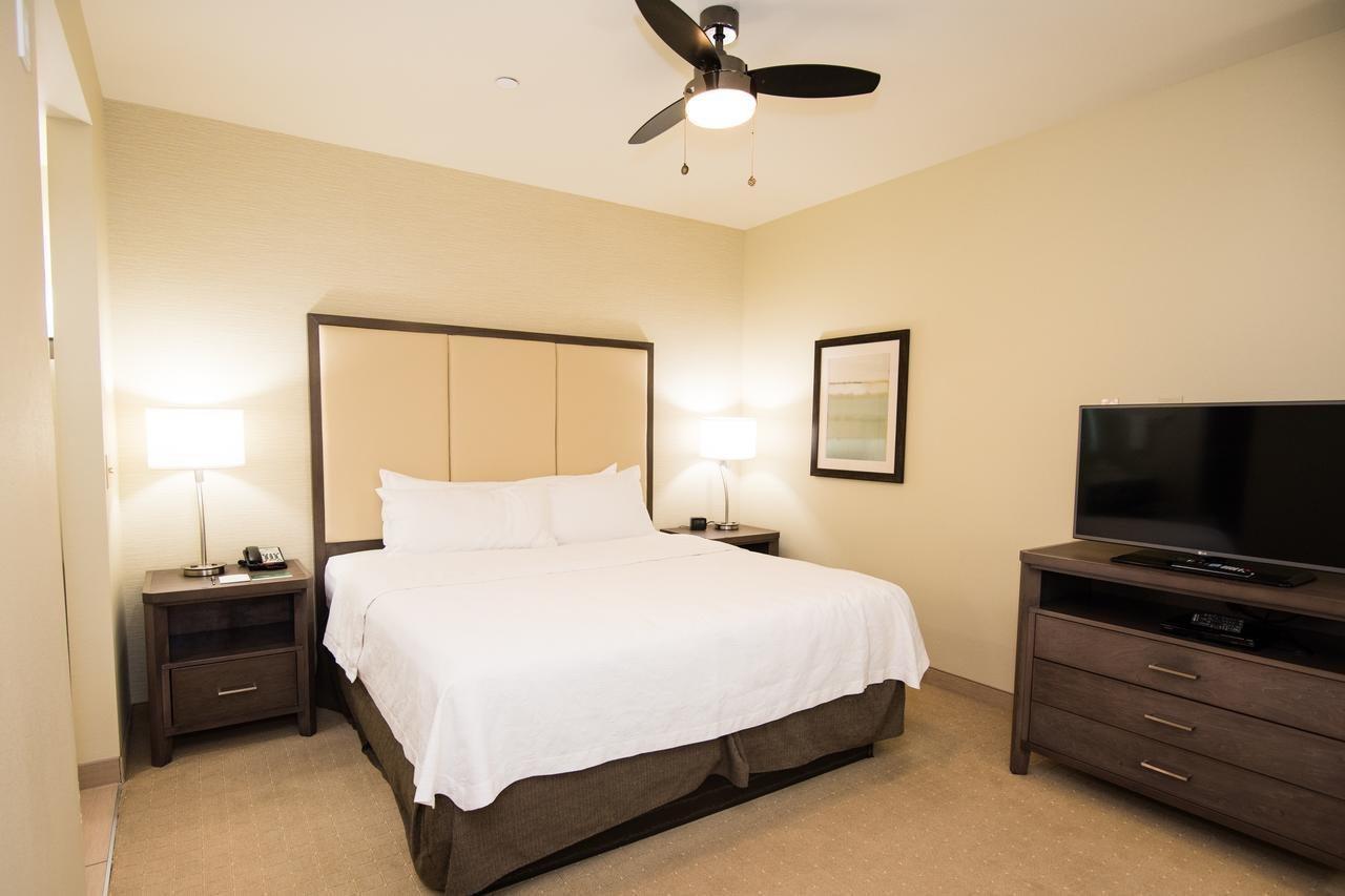 Hilton Garden Inn Dubuque Downtown Екстер'єр фото