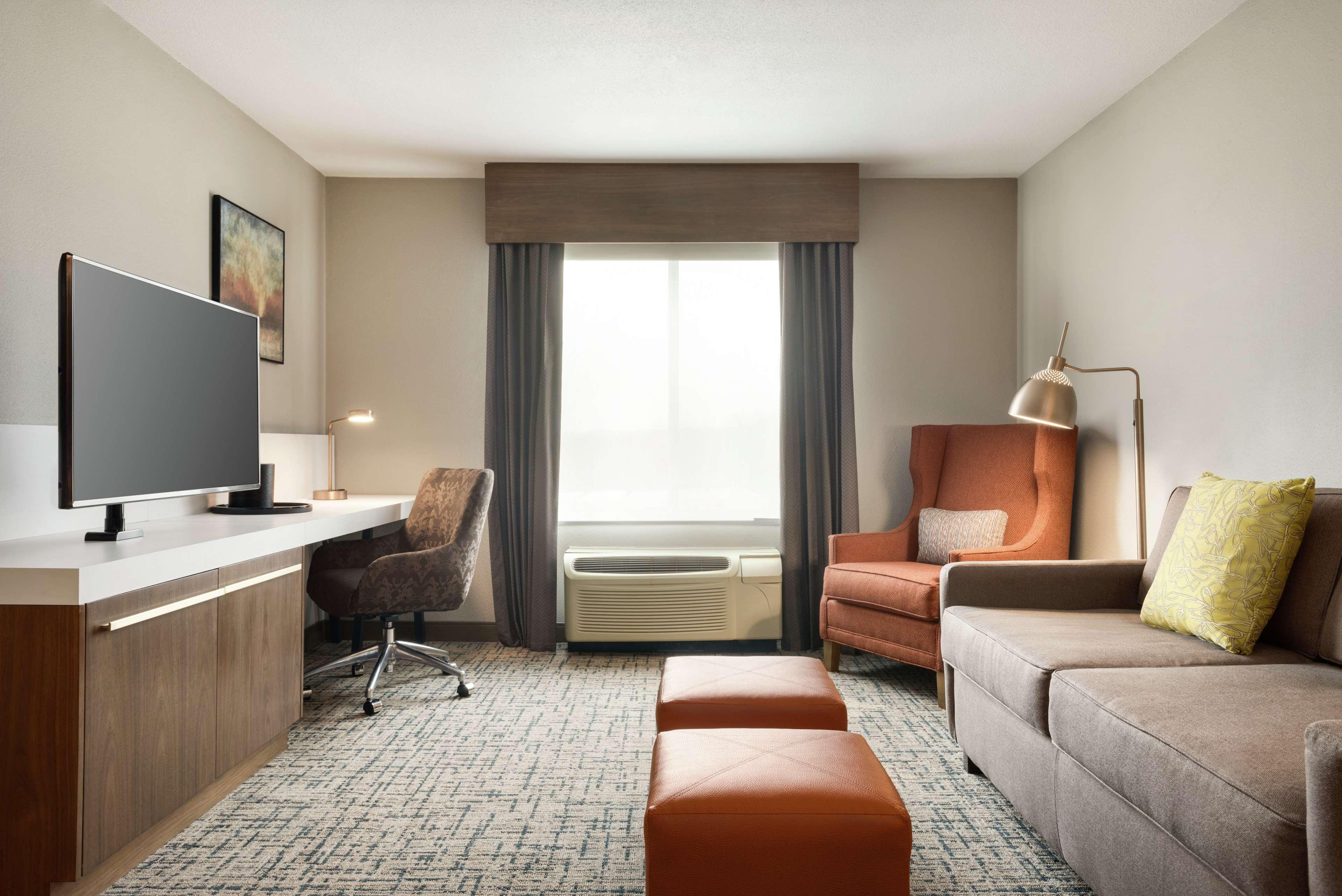 Hilton Garden Inn Dubuque Downtown Екстер'єр фото
