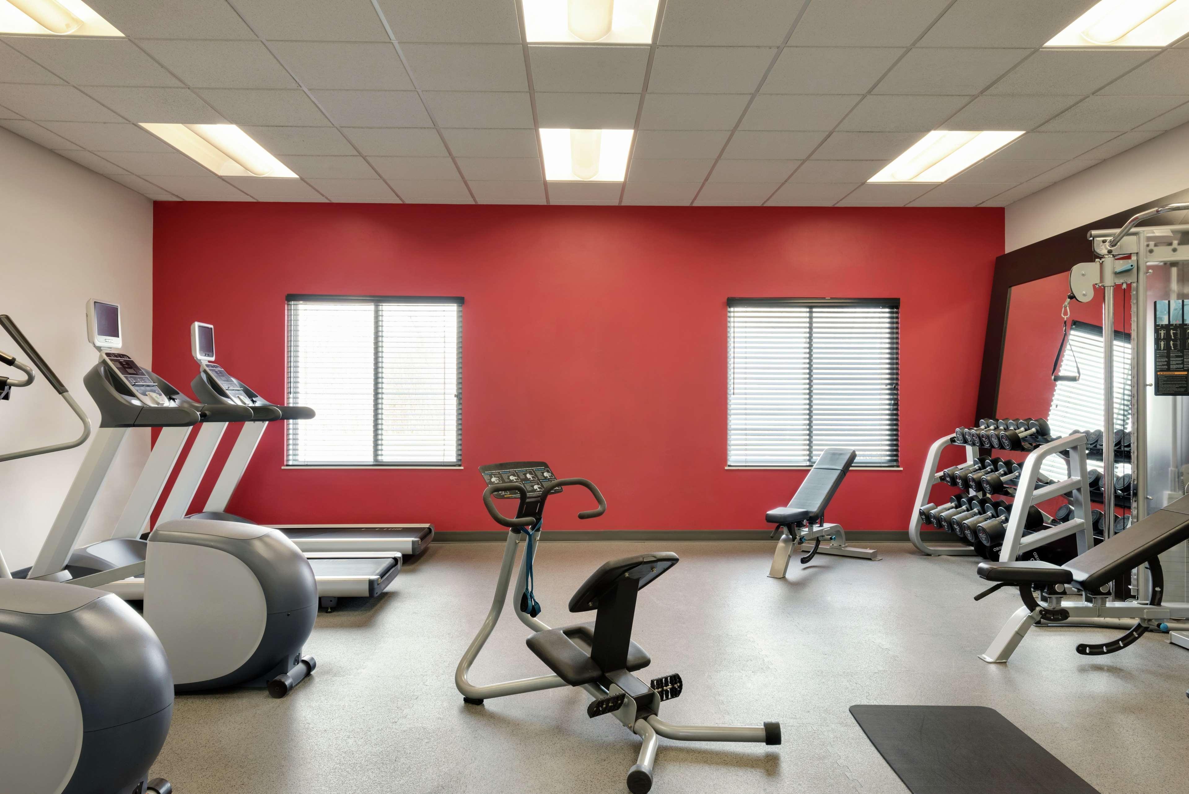 Hilton Garden Inn Dubuque Downtown Екстер'єр фото