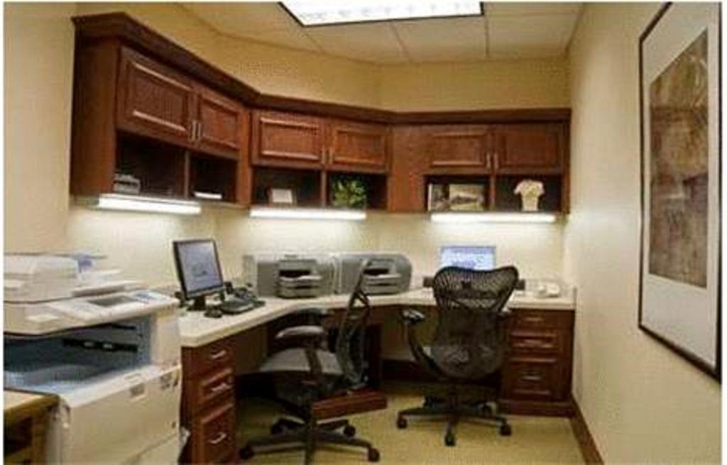Hilton Garden Inn Dubuque Downtown Екстер'єр фото