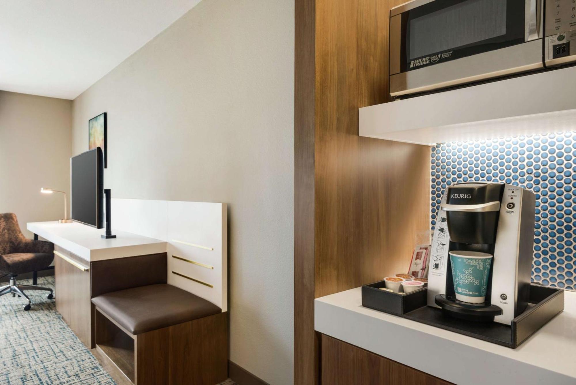 Hilton Garden Inn Dubuque Downtown Екстер'єр фото